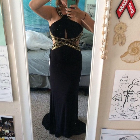 Black Ball dress - Picture 2 of 3